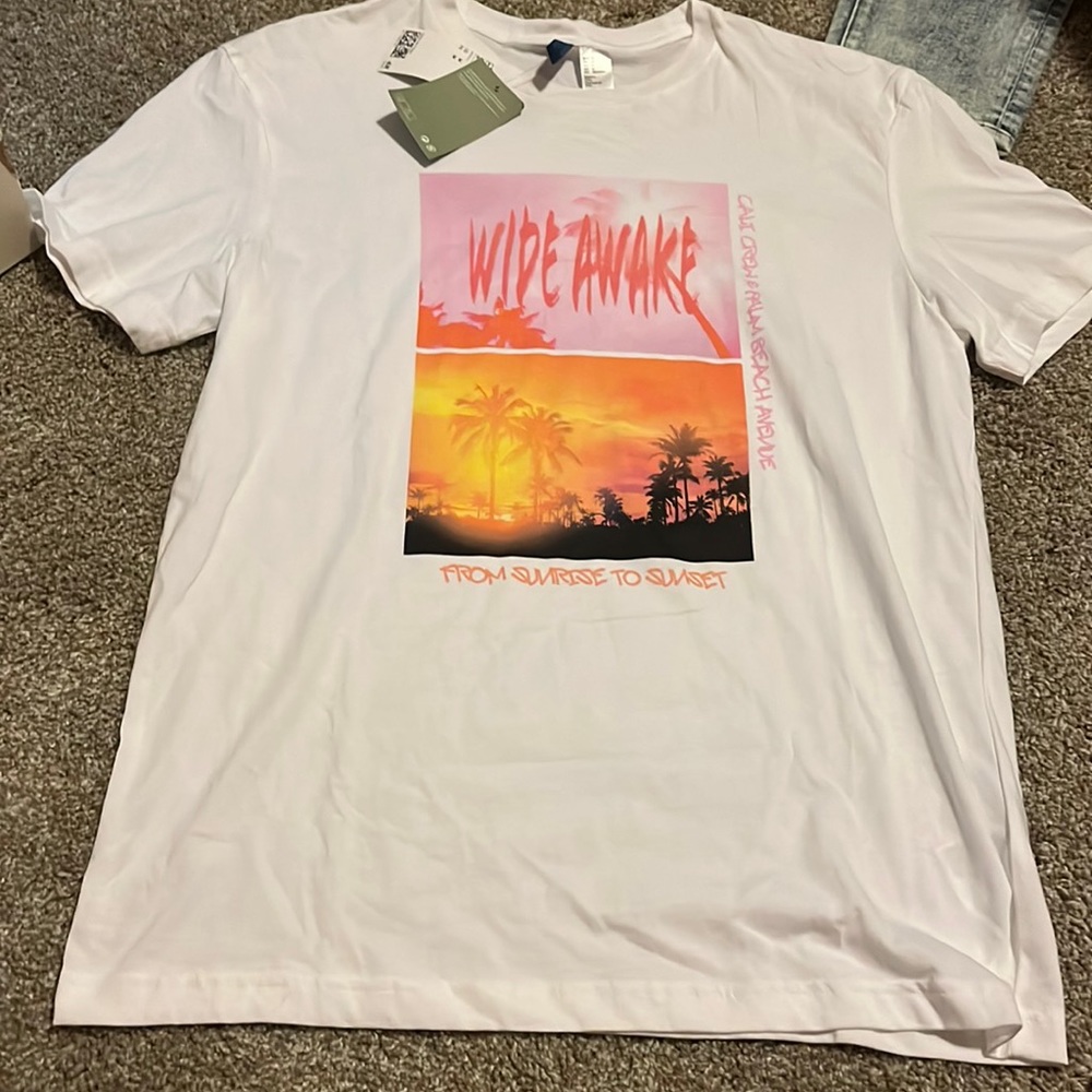 NWT H&M mens size medium t shirt